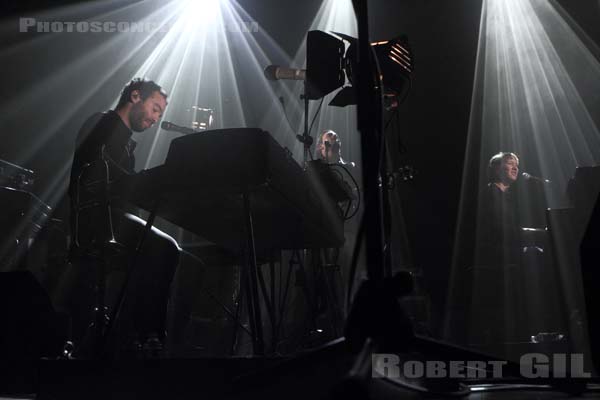 SOPHIE HUNGER - 2015-12-07 - PARIS - Le Trianon - Emilie Jeanne-Sophie Welti